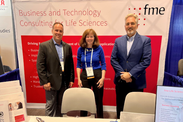 fme US Life Sciences Team standing in front of DIA Global 2022 Booth